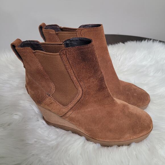 Sorel Women’s 9 Joan Uptown Wedge Booties Brown Suede Chelsea EUC 1930931 - Picture 1 of 11